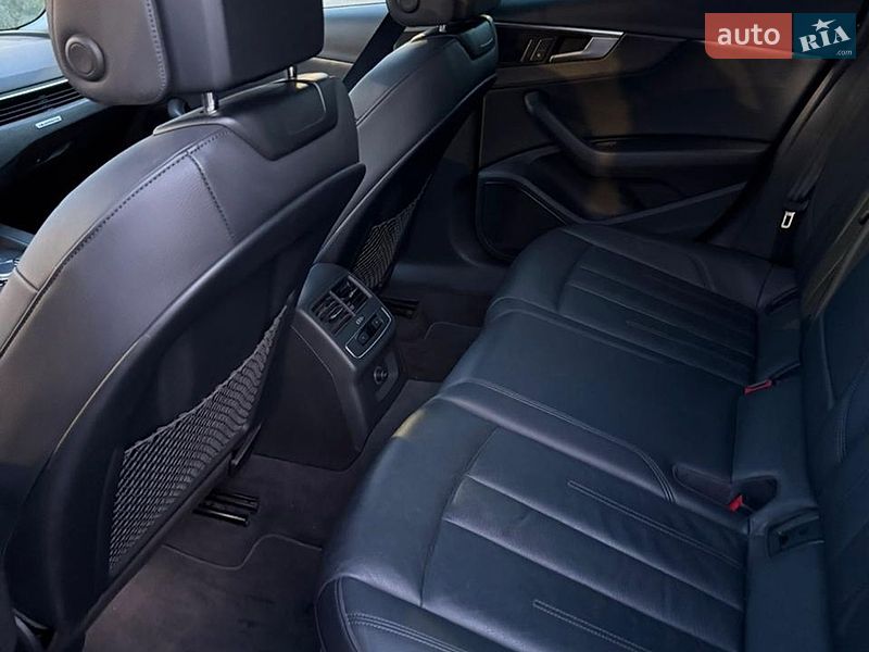 Універсал Audi A4 2018 в Херсоні