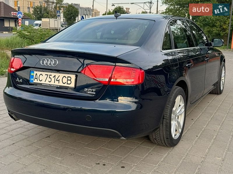 Седан Audi A4 2010 в Луцьку