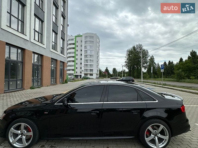 Седан Audi A4 2013 в Львові