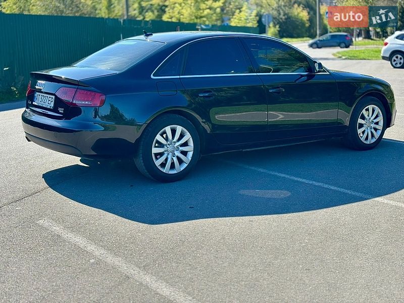 Седан Audi A4 2010 в Івано-Франківську