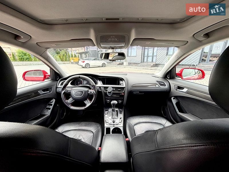 Седан Audi A4 2012 в Ровно