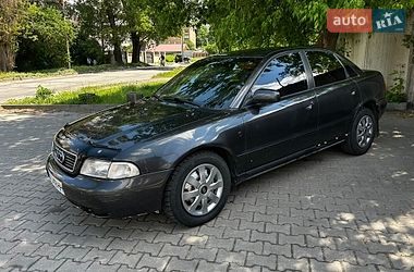Седан Audi A4 1998 в Хмельницком