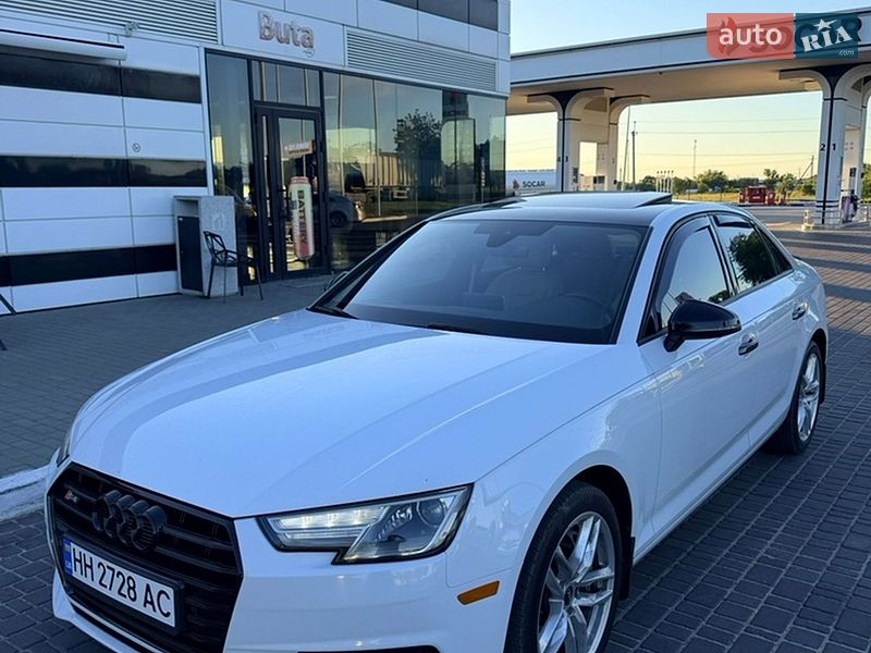2016 Audi A4, VIN WAUGNAF41HN035691:plate — фото 1 (autoria)