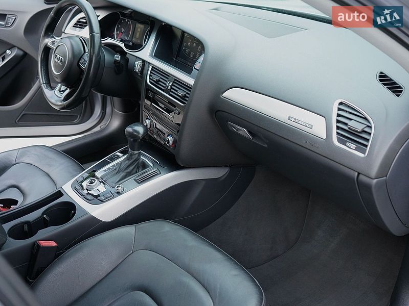 Універсал Audi A4 2015 в Одесі