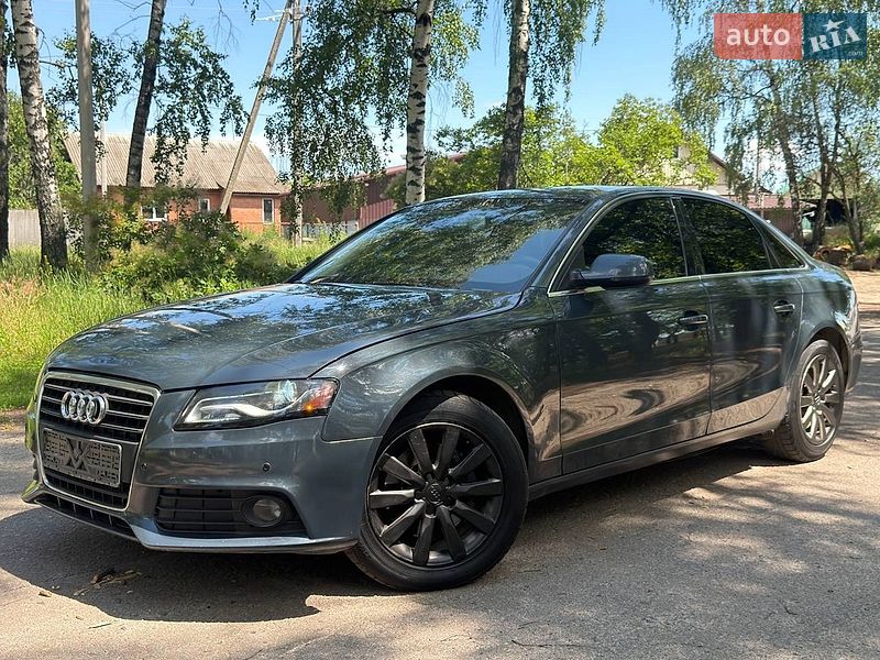 Седан Audi A4 2011 в Ахтырке