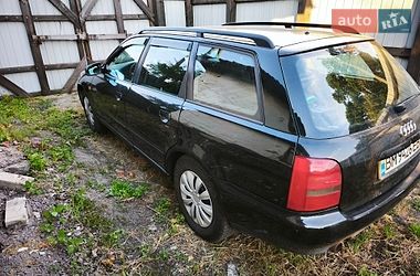 Универсал Audi A4 1997 в Свессе