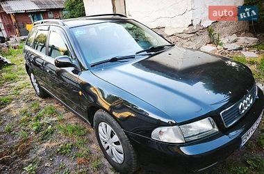 Универсал Audi A4 1997 в Свессе