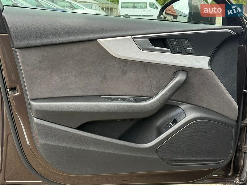Універсал Audi A4 2019 в Луцьку