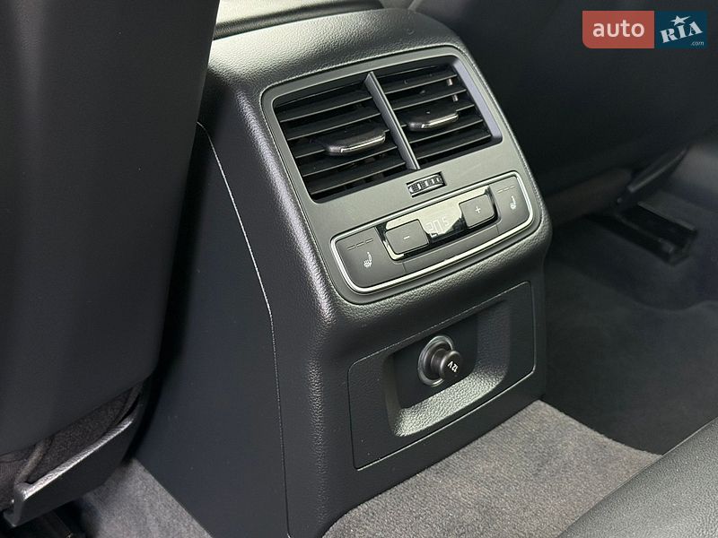 Універсал Audi A4 2019 в Луцьку