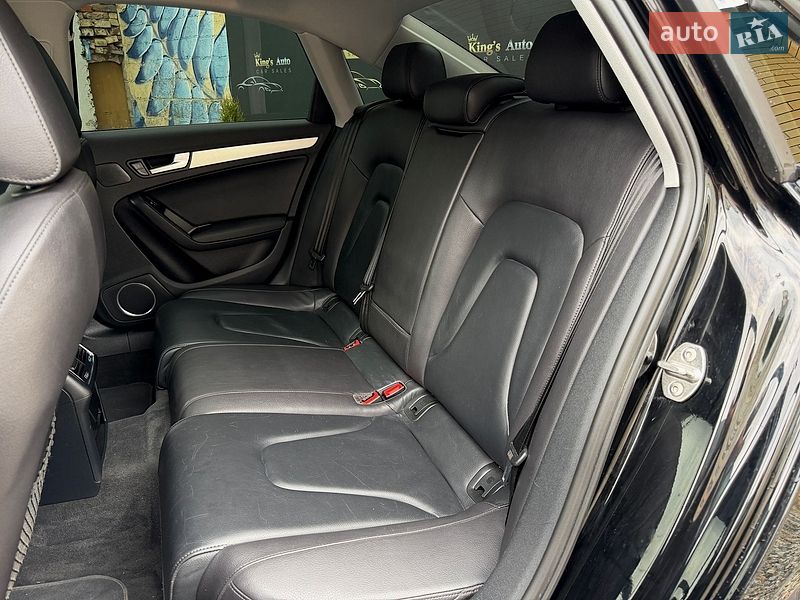 Седан Audi A4 2015 в Харькове
