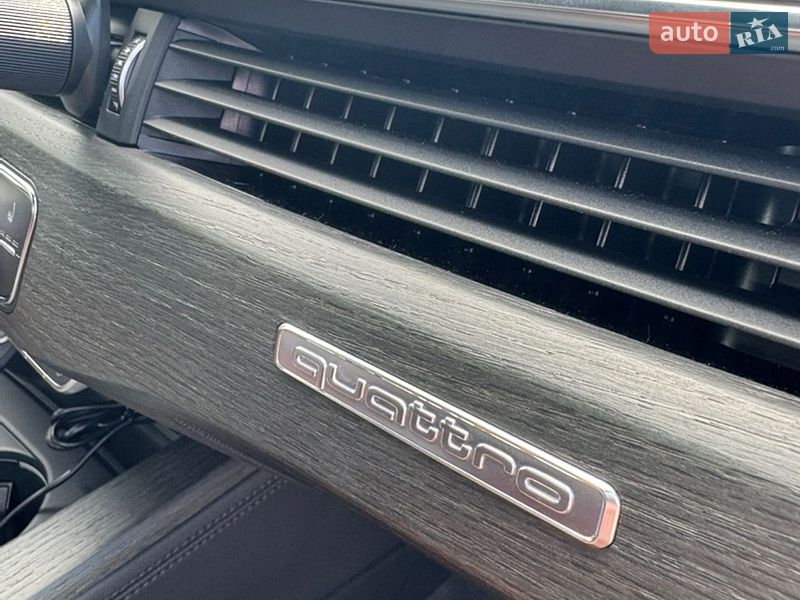 Седан Audi A4 2019 в Івано-Франківську