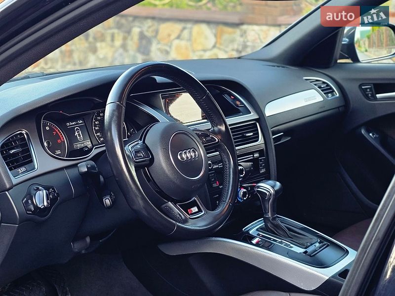 Седан Audi A4 2012 в Вінниці