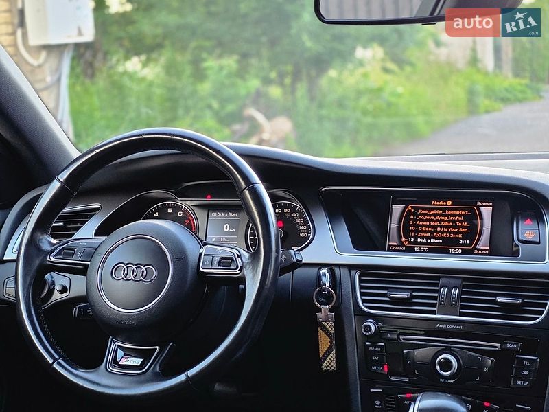 Седан Audi A4 2012 в Вінниці