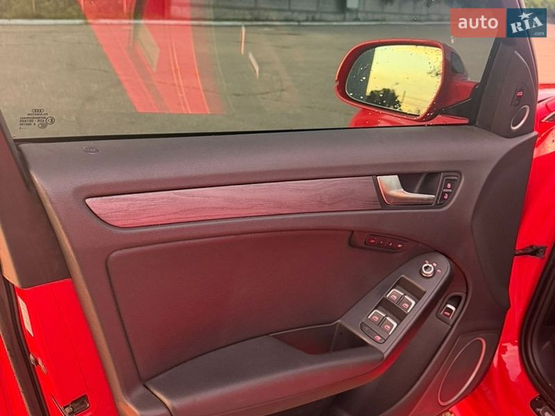 Седан Audi A4 2015 в Харькове