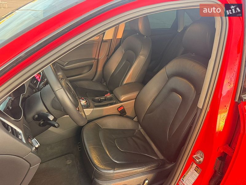 Седан Audi A4 2015 в Харькове