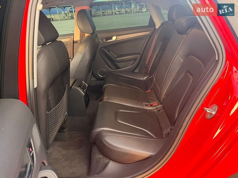 Седан Audi A4 2015 в Харькове
