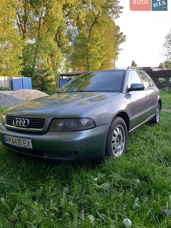 Audi A4 1998 Audi A4 1998