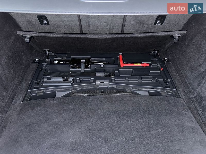 Универсал Audi A4 2017 в Кременчуге