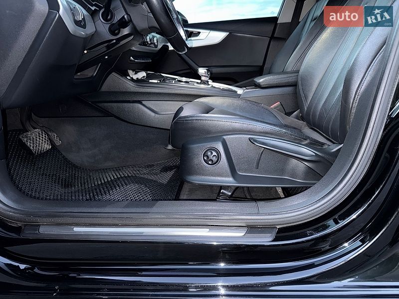 Универсал Audi A4 2017 в Кременчуге