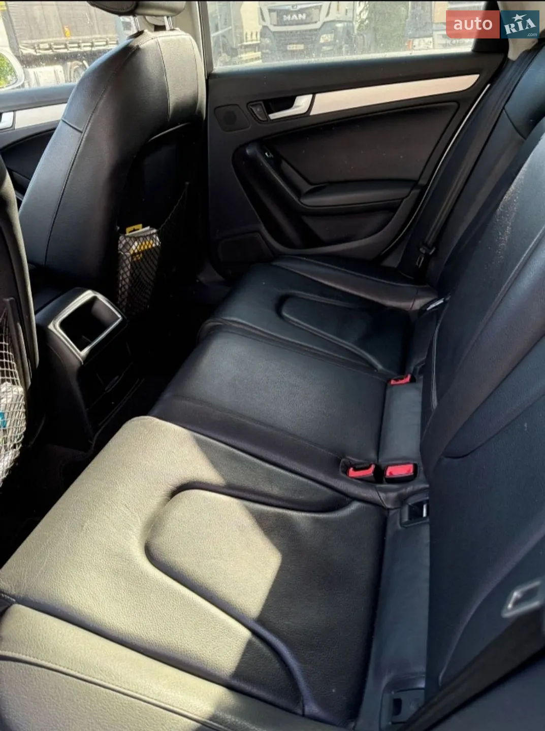 2012 Audi A4 - мініатюра 9