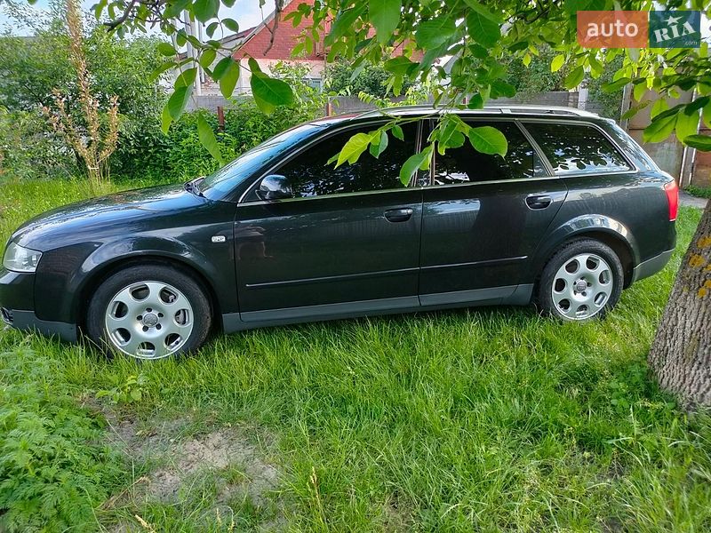 Универсал Audi A4 2003 в Миргороде