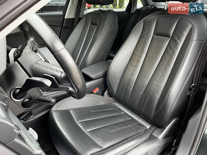 Седан Audi A4 2016 в Шепетівці