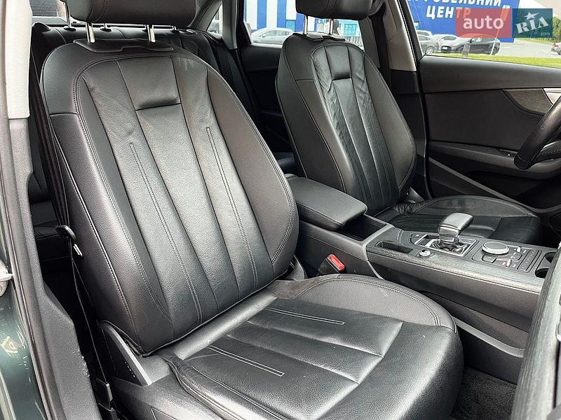 Седан Audi A4 2016 в Шепетівці