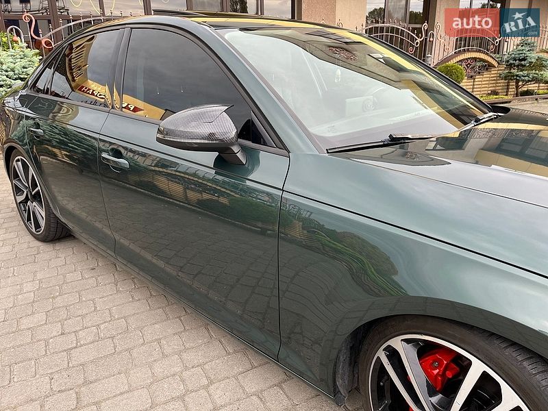 Седан Audi A4 2016 в Шепетівці
