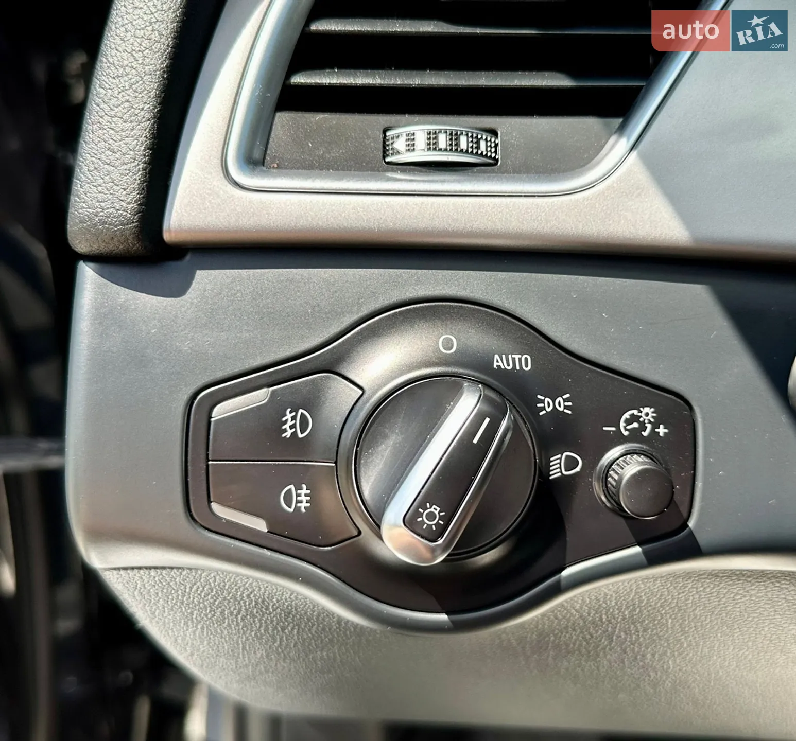 2014 Audi A4 - мініатюра 61