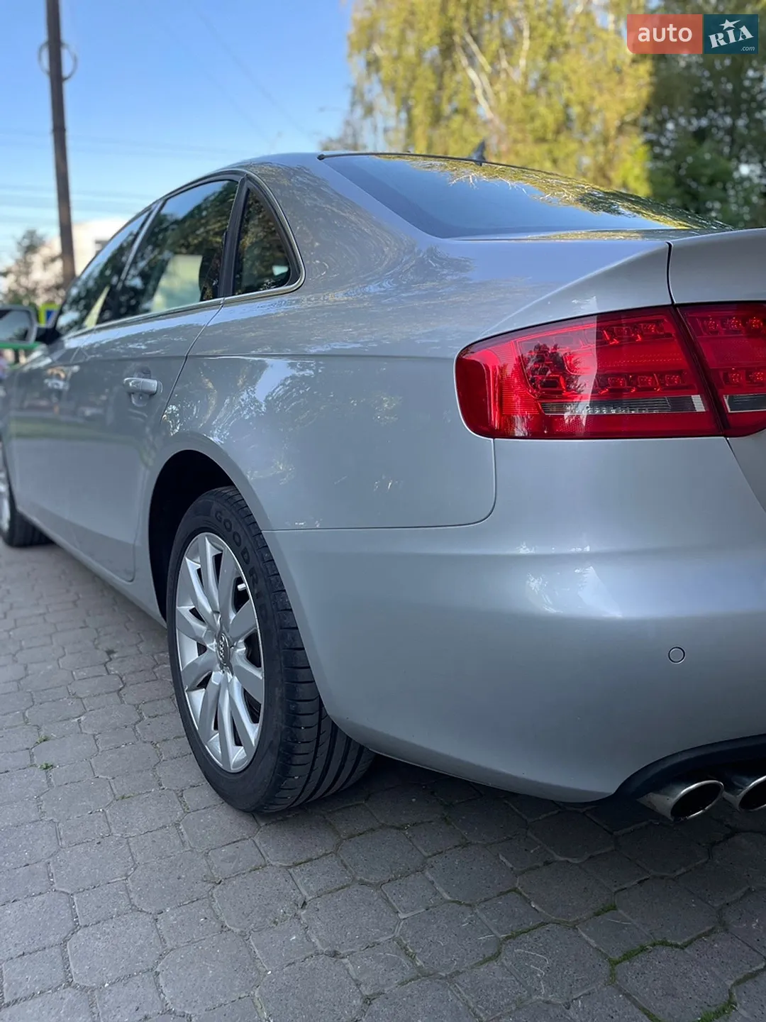 2010 Audi A4 - мініатюра 8
