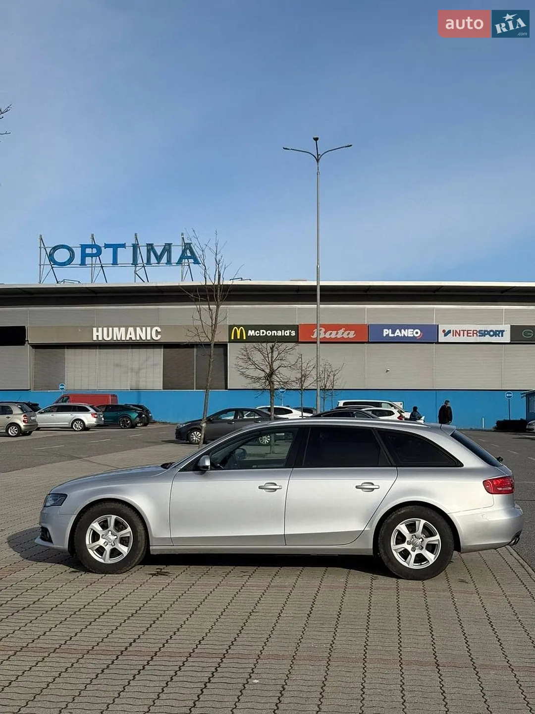 2010 Audi A4 - мініатюра 12