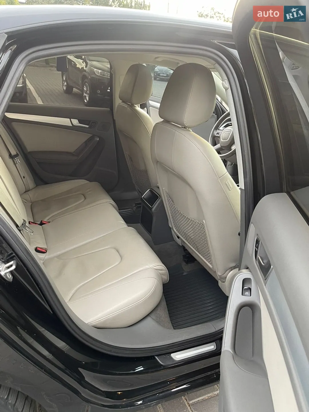 2011 Audi A4 - мініатюра 5