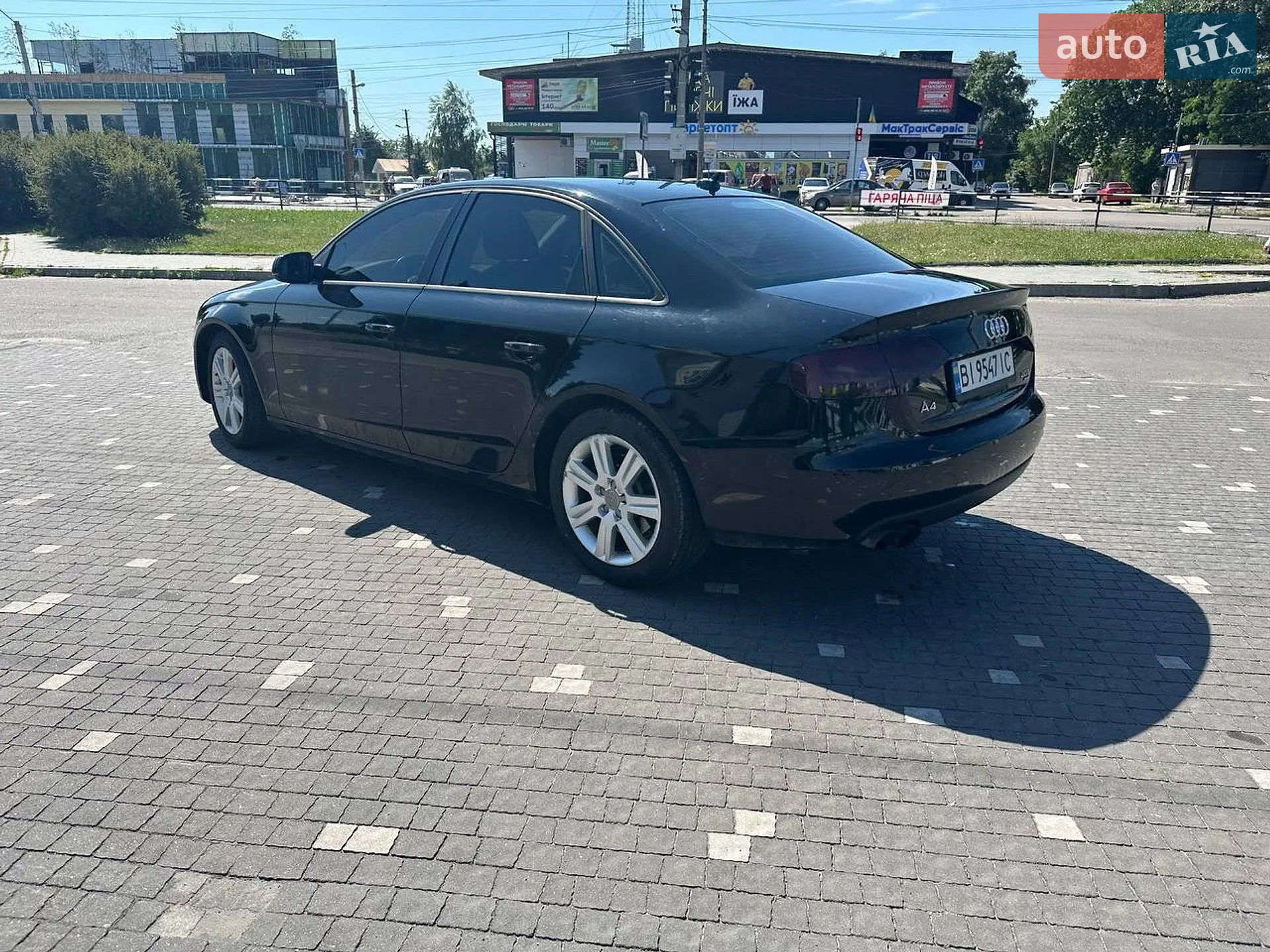 2010 Audi A4 - мініатюра 4