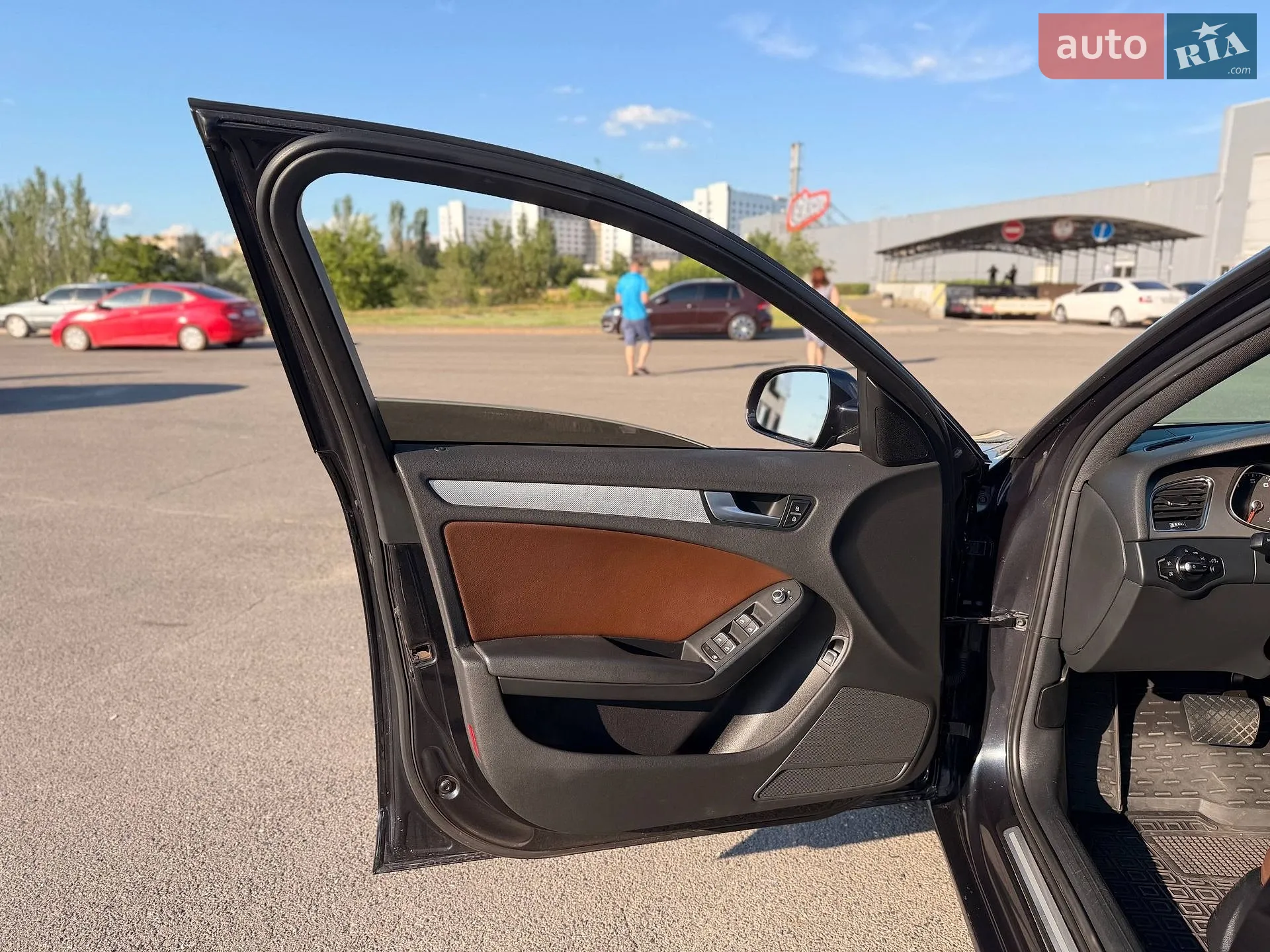 2012 Audi A4 - мініатюра 38
