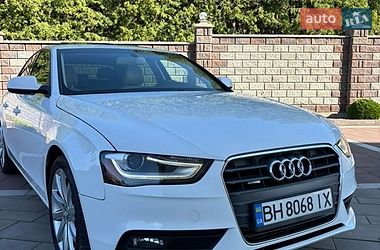 Седан Audi A4 2013 в Богородчанах