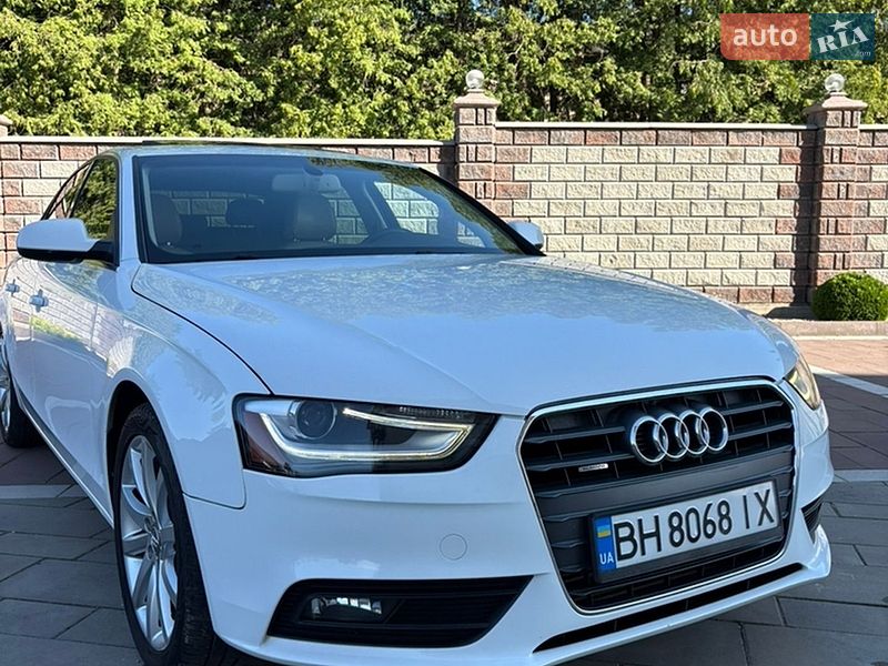 Седан Audi A4 2013 в Богородчанах