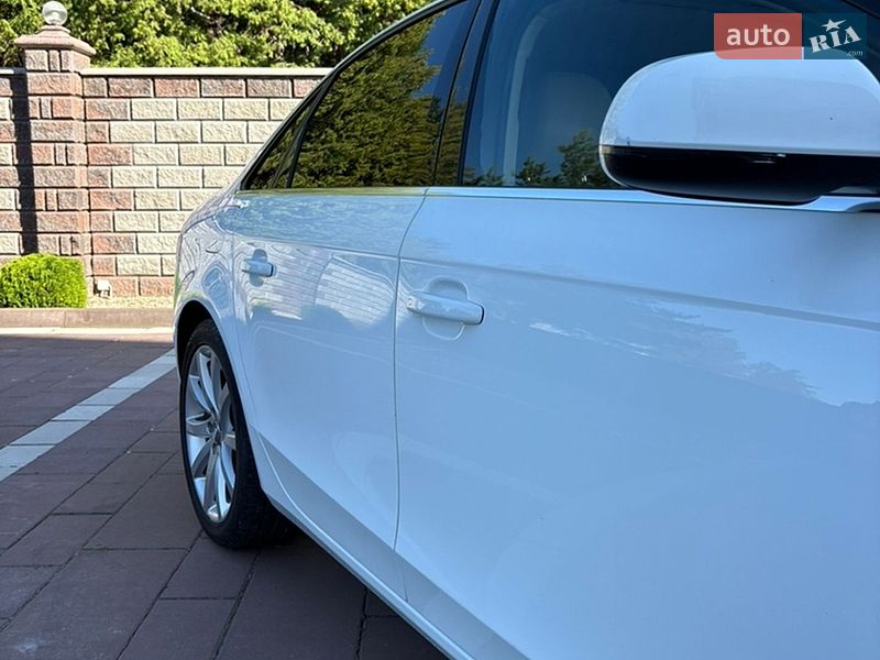 Седан Audi A4 2013 в Богородчанах