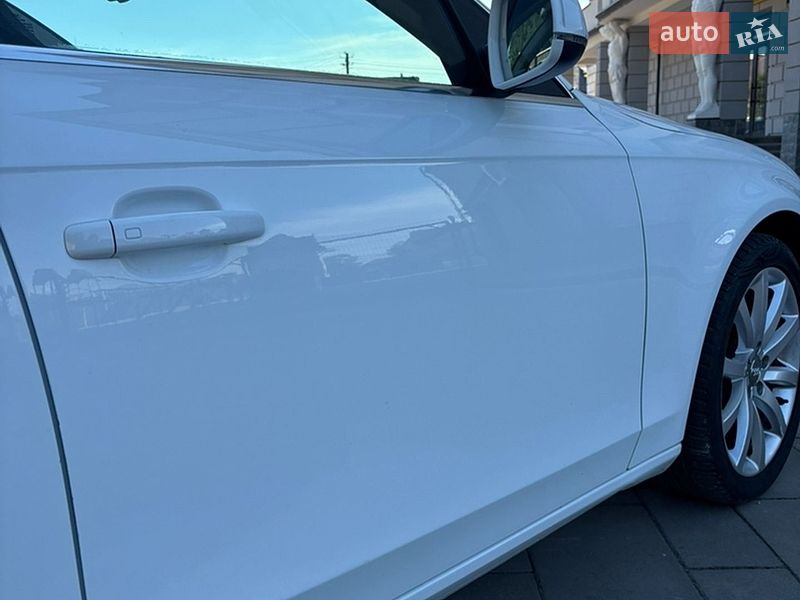 Седан Audi A4 2013 в Богородчанах