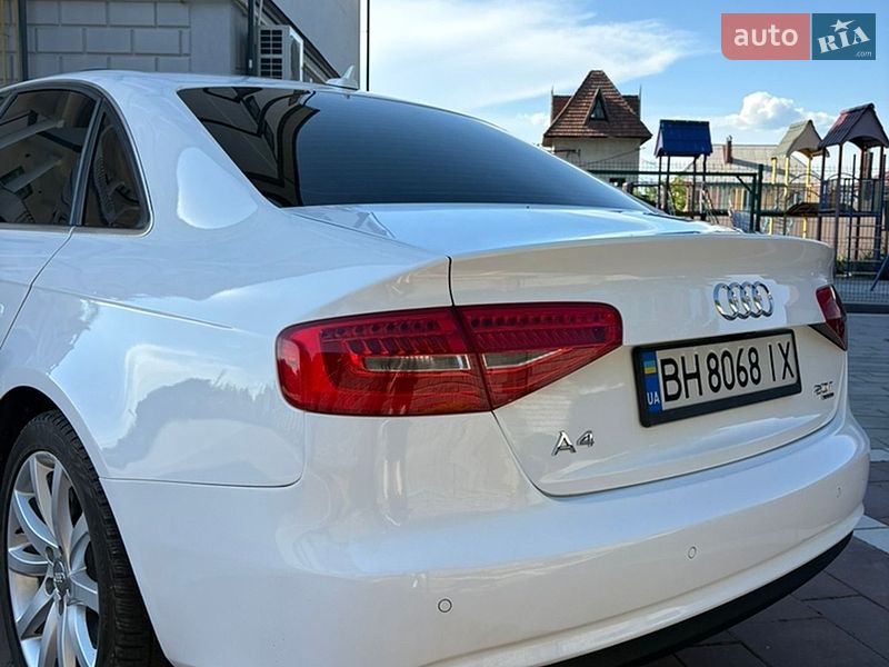 Седан Audi A4 2013 в Богородчанах