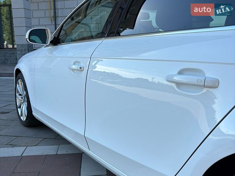 Седан Audi A4 2013 в Богородчанах