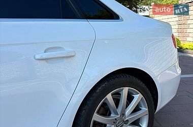 Седан Audi A4 2013 в Богородчанах