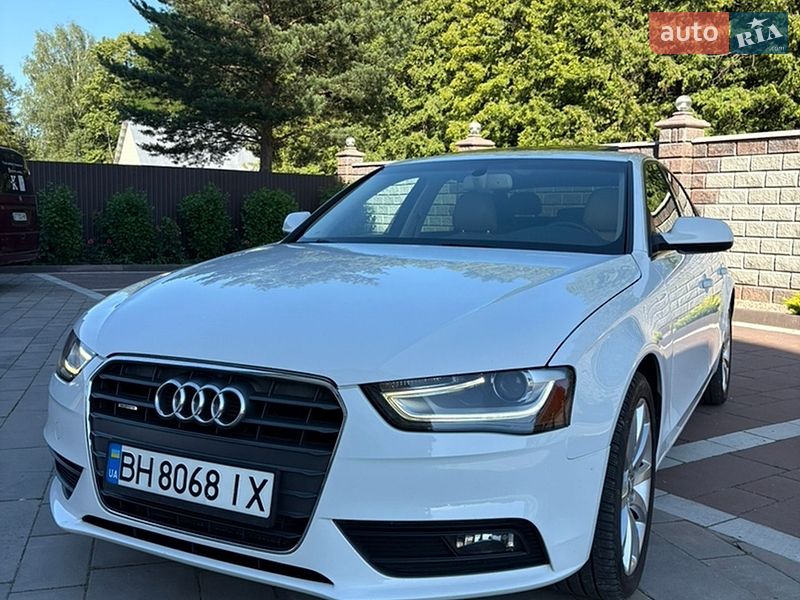 Седан Audi A4 2013 в Богородчанах