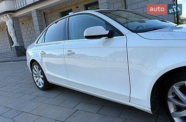 Седан Audi A4 2013 в Богородчанах