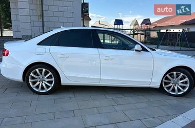 Седан Audi A4 2013 в Богородчанах
