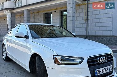 Седан Audi A4 2013 в Богородчанах