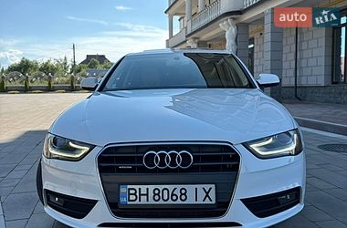 Седан Audi A4 2013 в Богородчанах