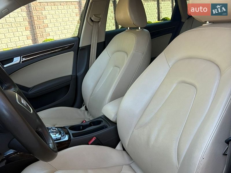 Седан Audi A4 2013 в Богородчанах