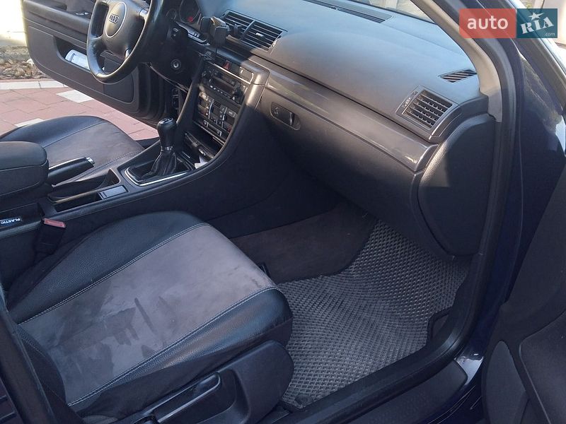 Универсал Audi A4 2002 в Надворной