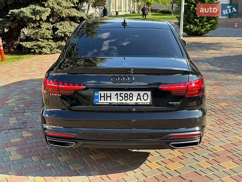 Седан Audi A4 2021 в Одесі