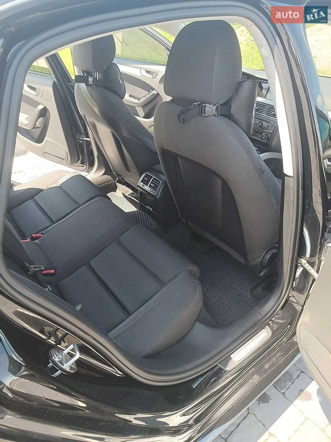 2012 Audi A4 - мініатюра 15